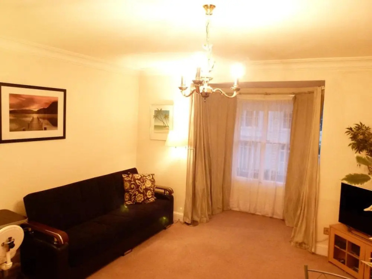 SS Property Hub - Central London Family Apartment — забронировать отель в Лондоне