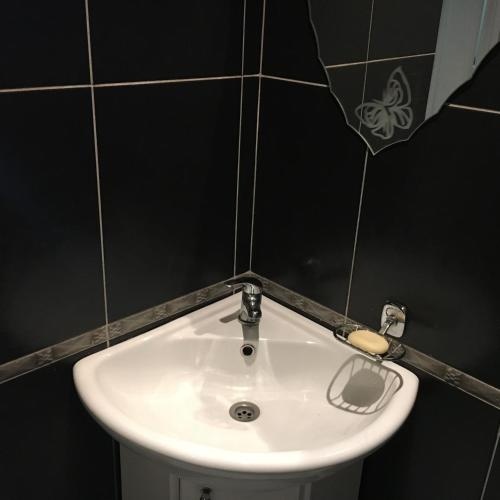 Guest house on Volgogradskaya — забронировать отель в Тихорецк