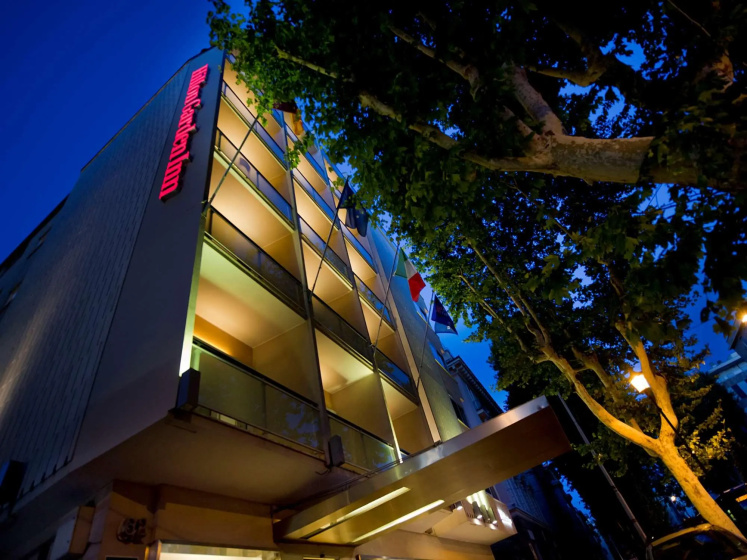 Hilton Garden Inn Rome Claridge 4 — отель в Риме, Италия