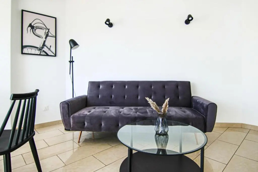 Seaside Junior suite Lighthouse 63 — отель с удобствами в Пафос