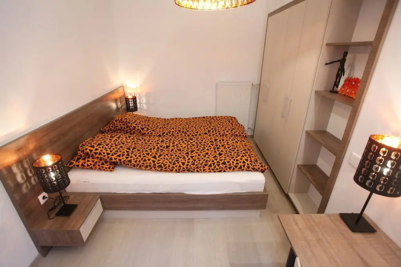 Dfive Apartments - Heroe's Expat — отель с удобствами в Будапеште