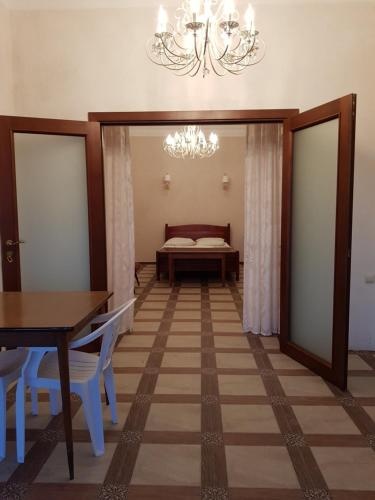 Guest house on Kabardinskaya 49 — отель с удобствами в Гагра