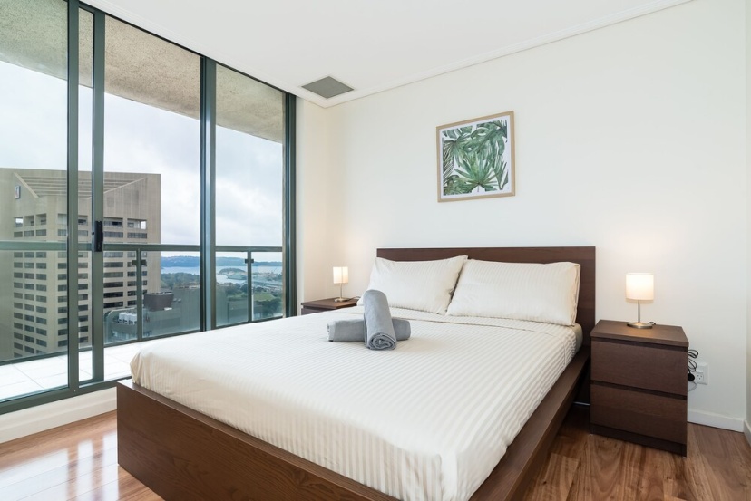 Sydney CBD Self-Contained Studio Apartment (2806PT) — комфортный отель в Сиднее
