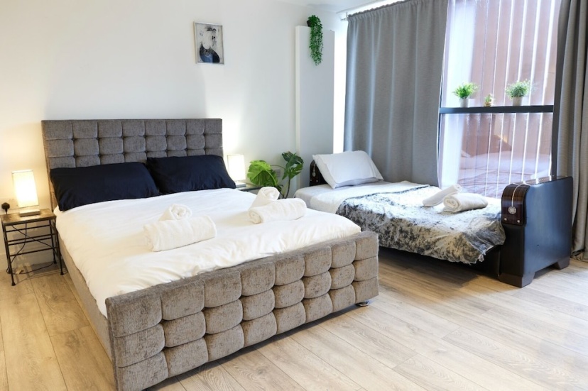 Wonderful Holiday Studio in the Trendy Brick Lane — отель с удобным расположением в Лондоне