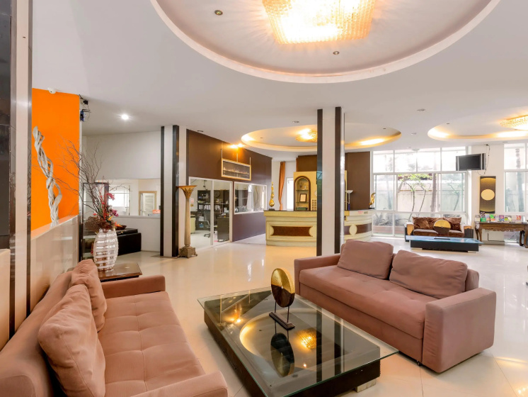 SuperBed Otel — забронировать отель в Паттайе