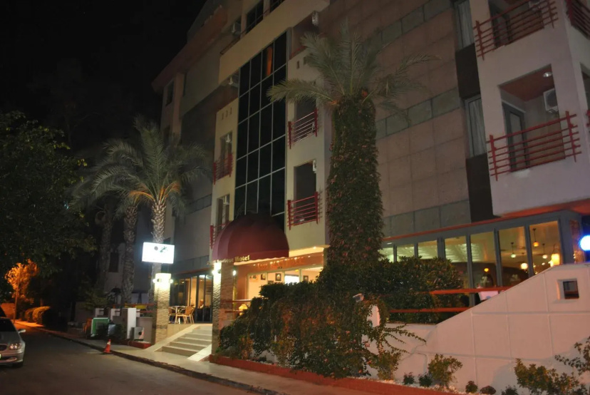 Lara Park Hotel — забронировать отель в Анталье