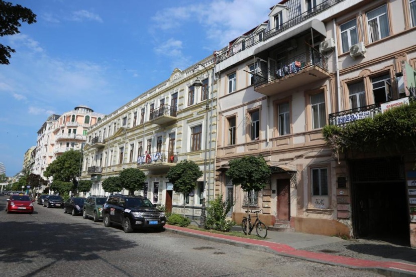 makvalas apartment in batumi centre — комфортный отель в Батуми