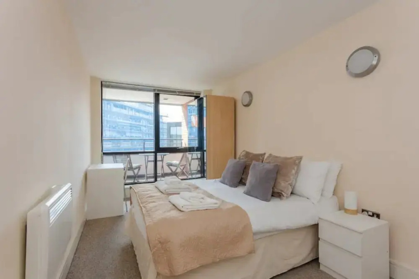 Vivid Apartment in Central London — забронировать отель в Лондоне