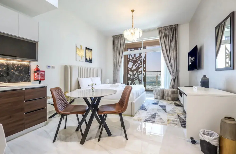Цены на Elite LUX Holiday Homes - Jewelz Residences Studio in Arjan Dubai в Дубае