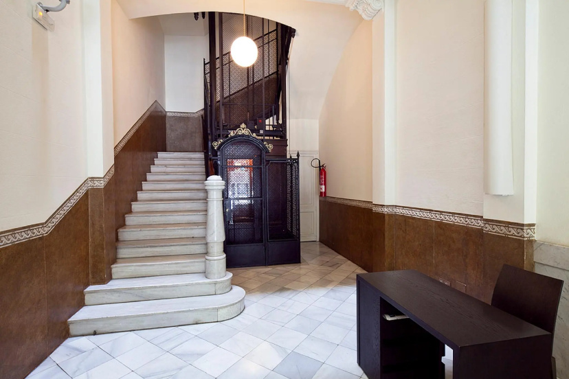 You Stylish Business Apartments — забронировать отель в Барселоне
