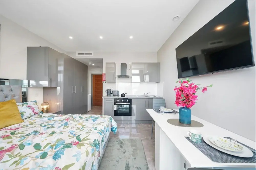 Apartment in Ilford, East London 3 — отель в Лондоне, Соединенное Королевство