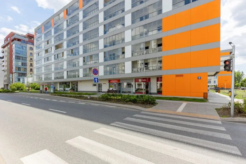 Elegant Apartment Warsaw by Renters — отель в Варшаве, Польша
