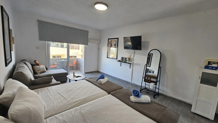137 AN - Stay ZEA Studio — отель с удобствами в Айя-Напа