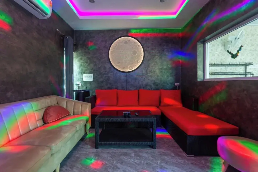 Цены на 99 Pool Villa в Паттайе