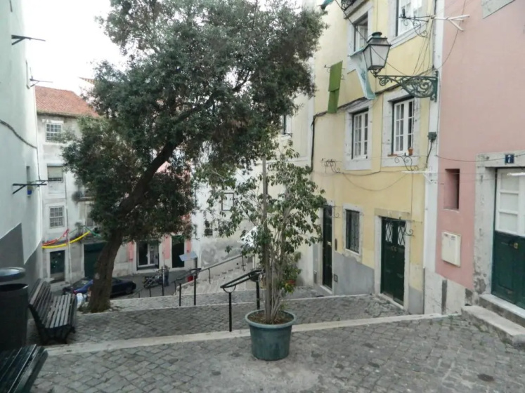 Enjoy Casa dos Corvos Apartment — отель в Лиссабоне, Португалия