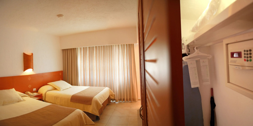 Laguna Suite - Hotel in Cancun - Photo 3