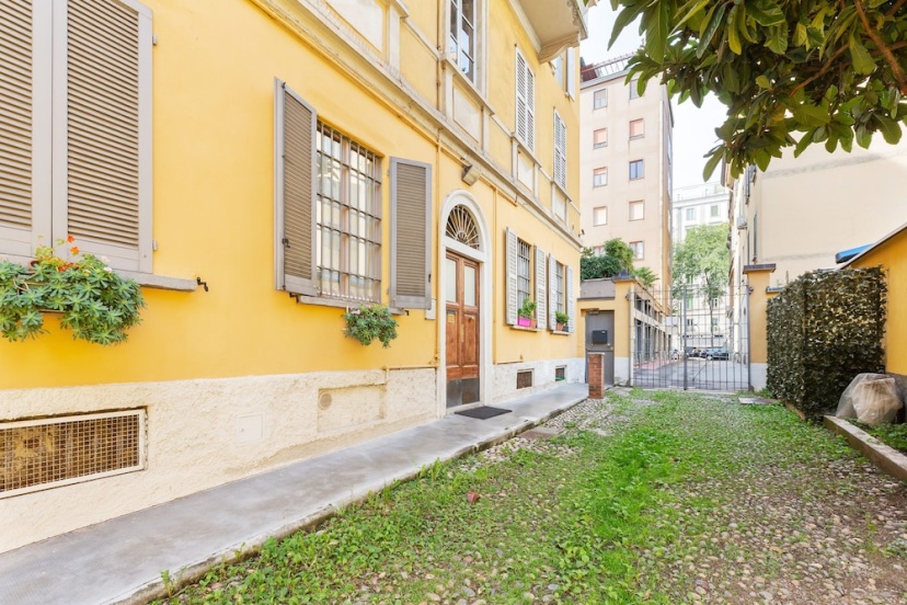 Piazza Risorgimento Cosy Studio — отель с удобным расположением в Милане