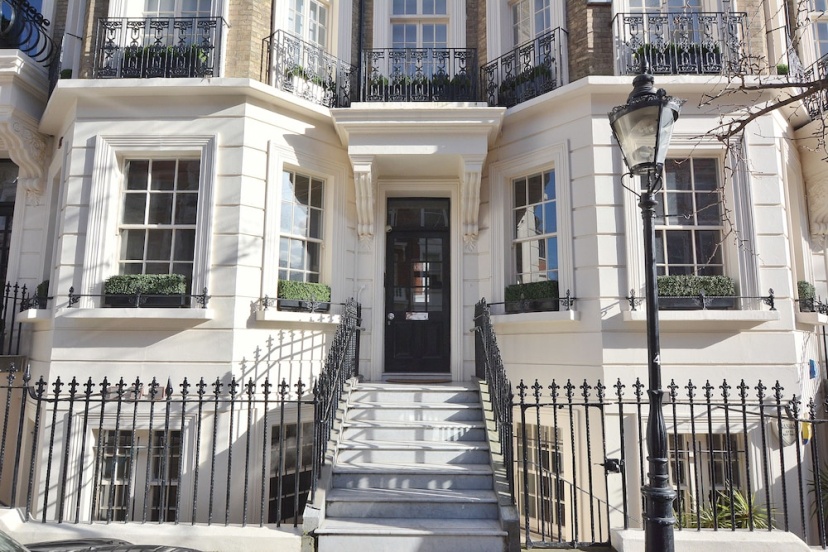 Цены на Rutland Gardens Apartment в Лондоне