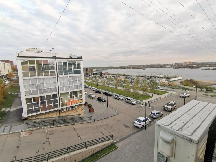Апартаменты на Верхней Набережной 145/11 — забронировать отель в Иркутске