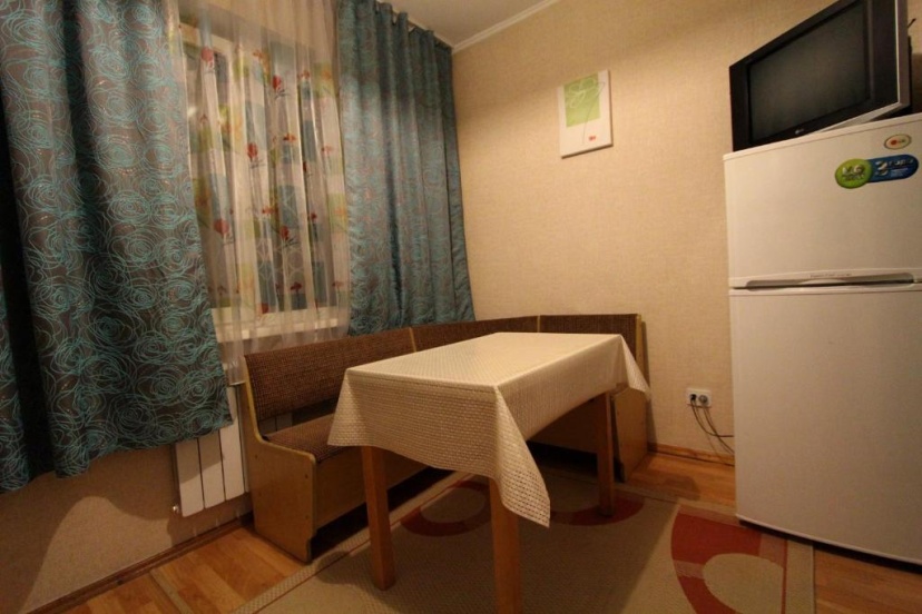 Nadezhda Apartment on Zhibek Zholy 33 — забронировать отель в Алматы
