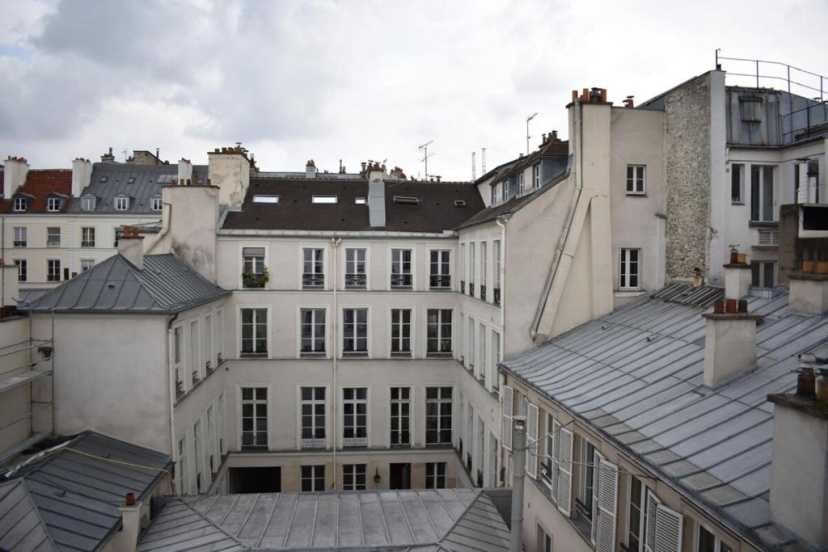Stylish and Modern Apartment in Le Marais — отель с удобным расположением в Париже