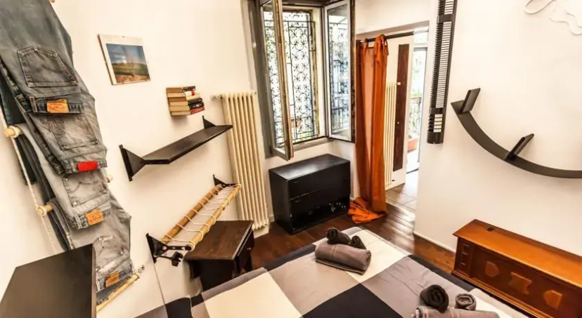 Temporary House - Milan Porta Ticinese — отель в Милане, Италия