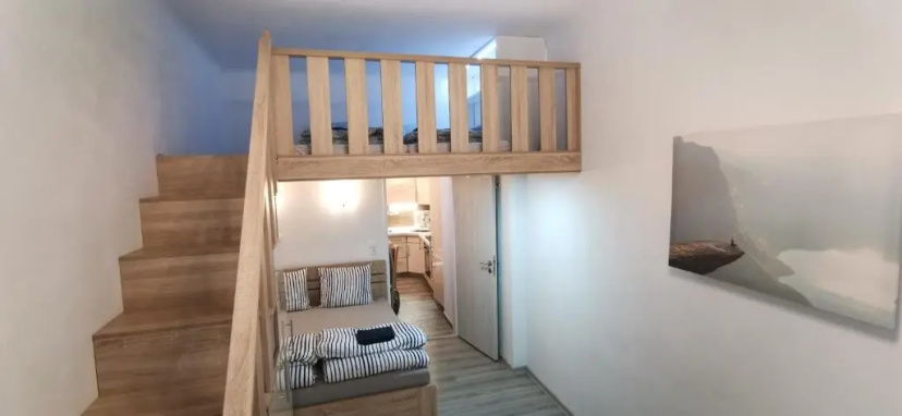 Цены на New cosy studio в Карловых Варах