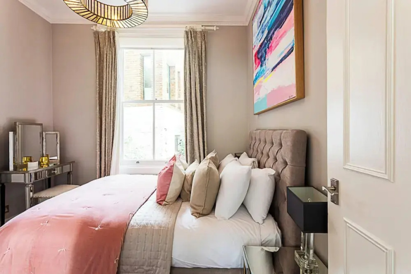 Stylish Portobello Apartment — комфортный отель в Лондоне