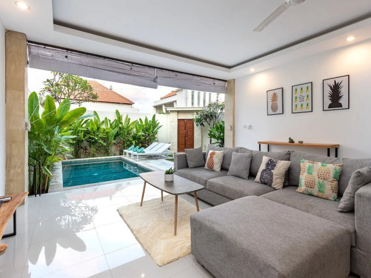 Villa Pineapple Seminyak 3 — отель в Кута, Индонезия