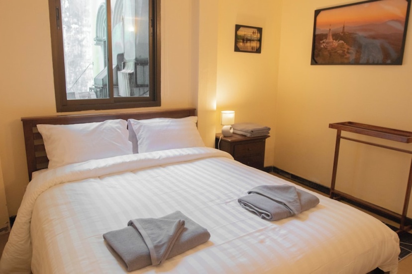 Maiiam Guesthouse Patong — отель с удобствами в Патонг