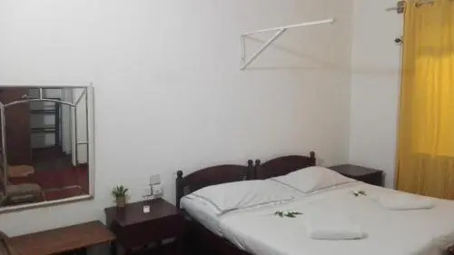 Okay Goldi guest house — отель с удобным расположением в Бентота