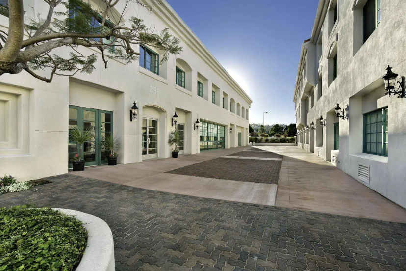 DoubleTree by Hilton San Pedro - Port of Los Angeles 4 — отель в Лос-Анджелесе, Соединенные Штаты Америки
