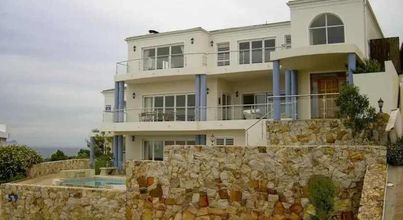 False Bay Lodge — комфортный отель в Кейптауне