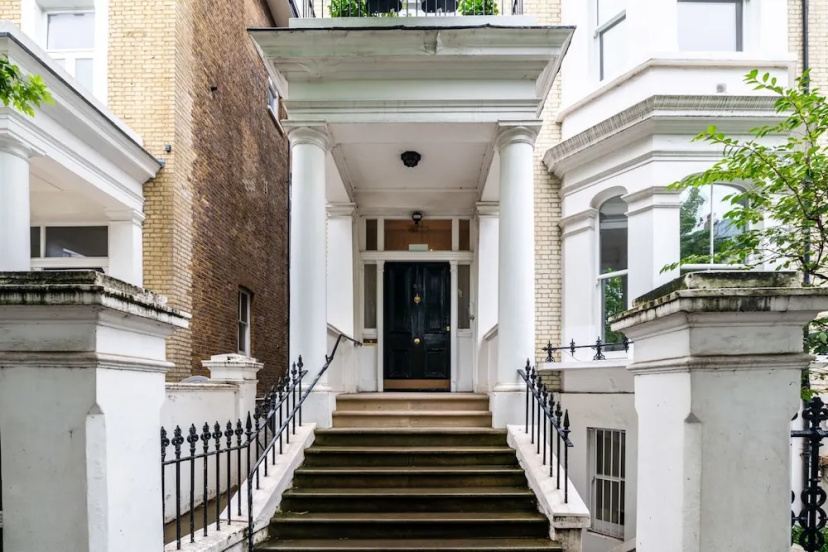 Modern Apartment Near Central London — комфортный отель в Лондоне
