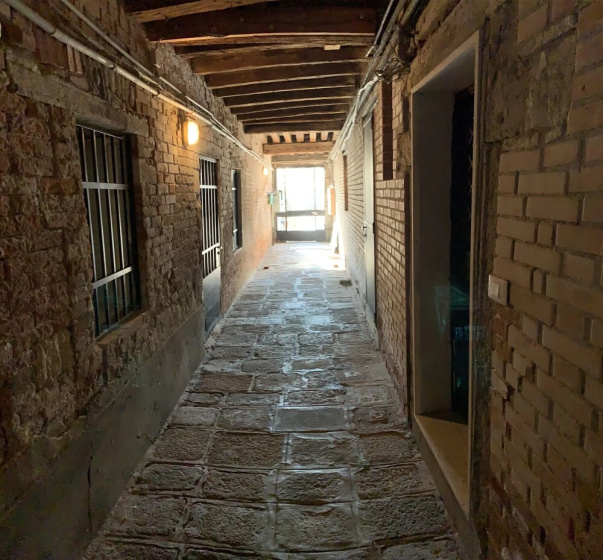 Цены на Royal Guest House Venice в Венеции