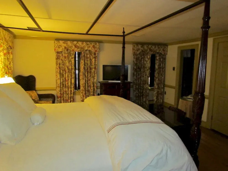 Bridgetown Mill House Restaurant and Inn - Hotel in لانغورن - Photo 5