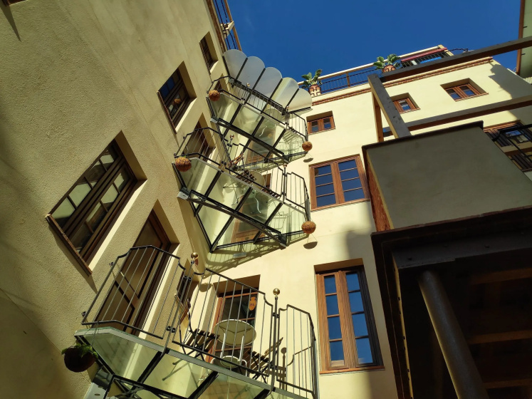 Amfores Boutique Guest House — комфортный отель в Барселоне