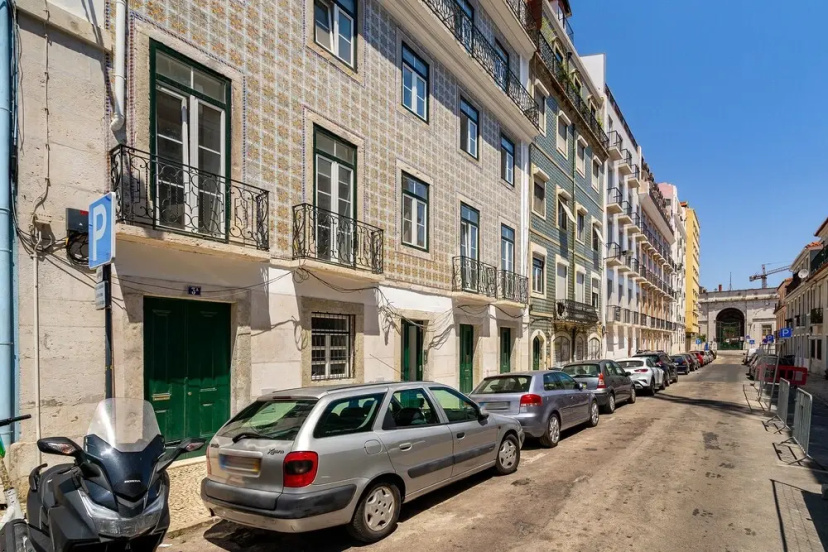 Modern Lisbon Apartments by SoulPlaces — комфортный отель в Лиссабоне