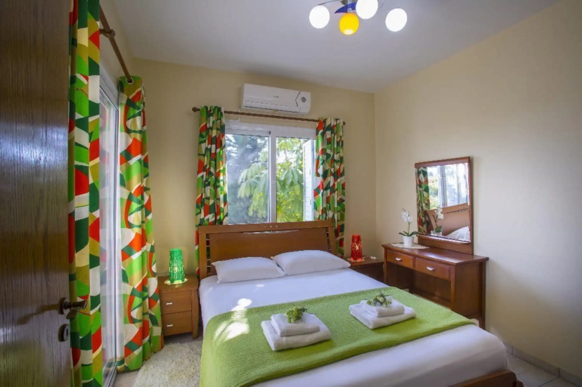 Ayia Napa Tropical Beach Villa — забронировать отель в Айя-Напа