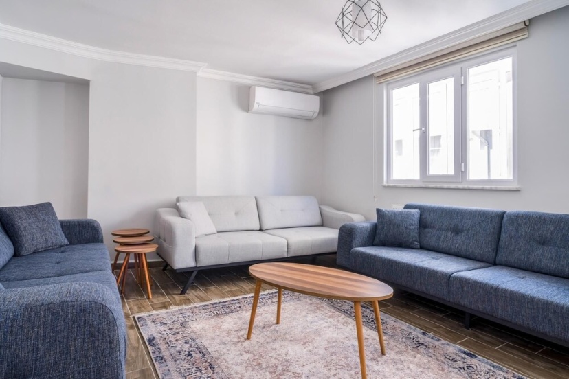 Flat w Balcony 10 min to Uskudar Coast — забронировать отель в Стамбуле
