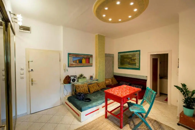 Cosy Art Flat 2 — отель с удобствами в Будапеште
