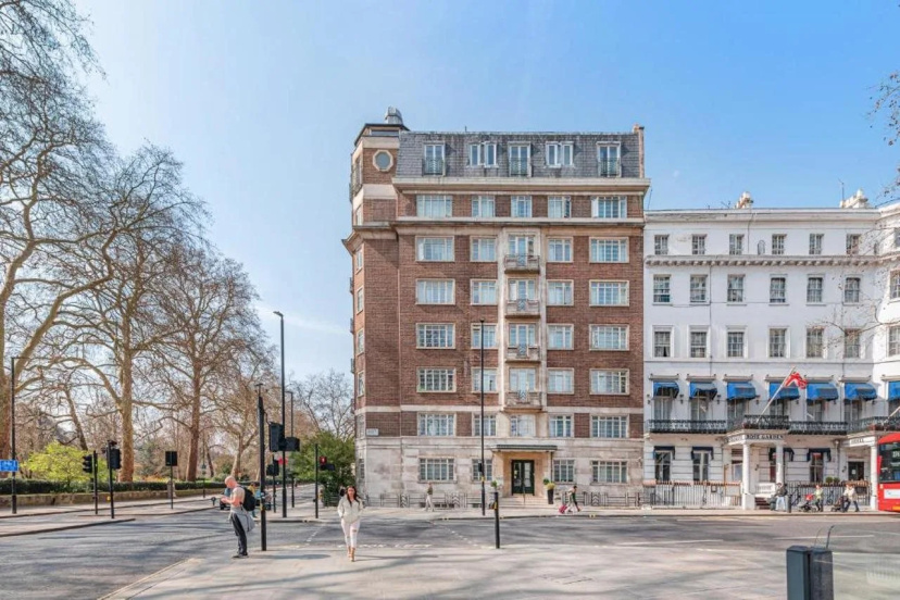 Fountain House — забронировать отель в Лондоне