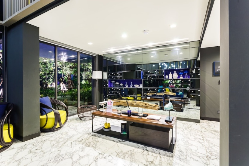 Цены на The Deck Condominium by Lofty в Патонг