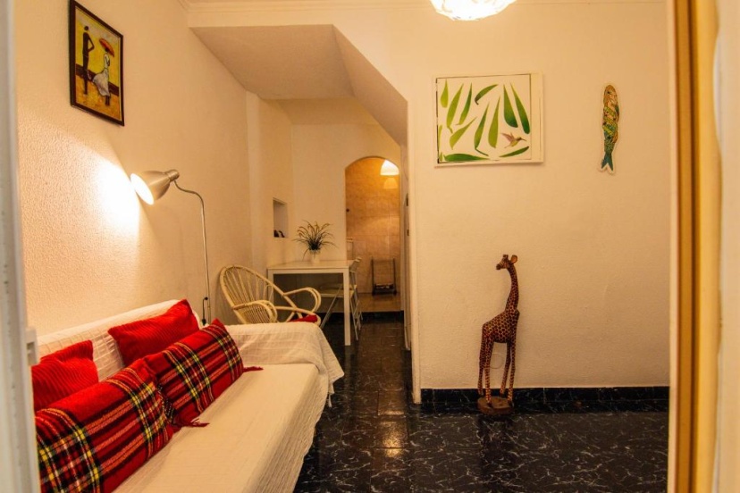 Цены на Nice apartment in BAIRRO ALTO 6º в Лиссабоне
