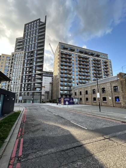 Immaculate 2-bed Apartment in London — забронировать отель в Лондоне