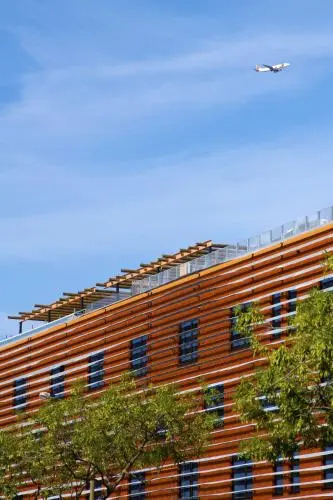 Jam Hotel Lisbon — отель в удобной локации в Лиссабоне
