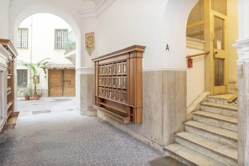 Trastevere Elegant Apartment — забронировать отель в Риме
