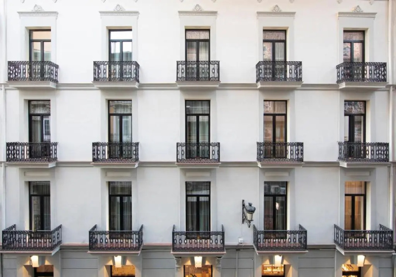 Hotel Serawa Alicante — комфортный отель в Аликанте