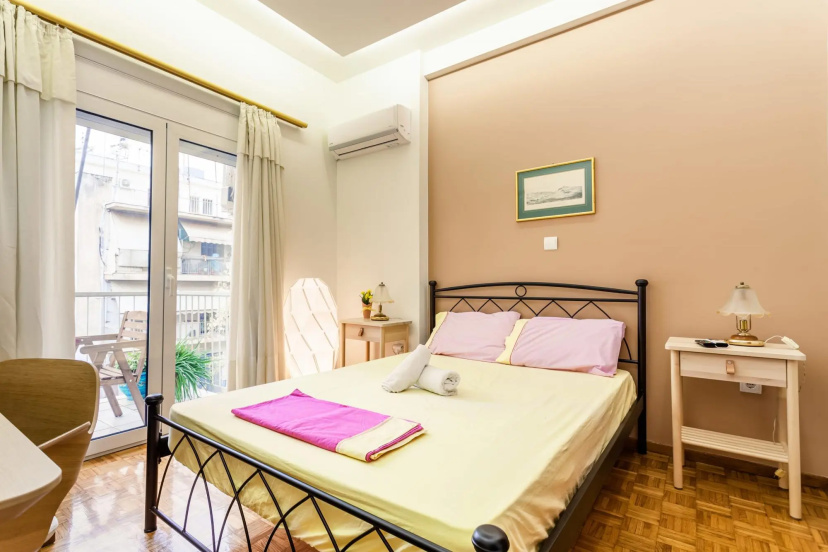 Цены на Athens Perfect Spot - Zografou Cozy Home в Афины