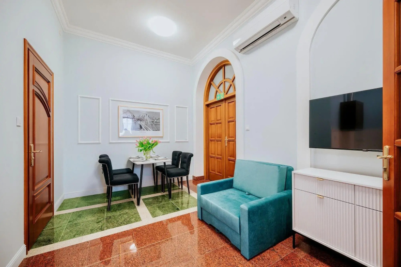 Jess Hotel & Spa Warsaw Old Town — забронировать отель в Варшаве